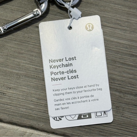 Lululemon Never Lost Keychain Riverside / Faint Lavender NWT - Picture 4 of 5